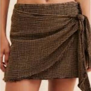 🌺 FREE PEOPLE BRN crinkle Wrap Skirt 🌺